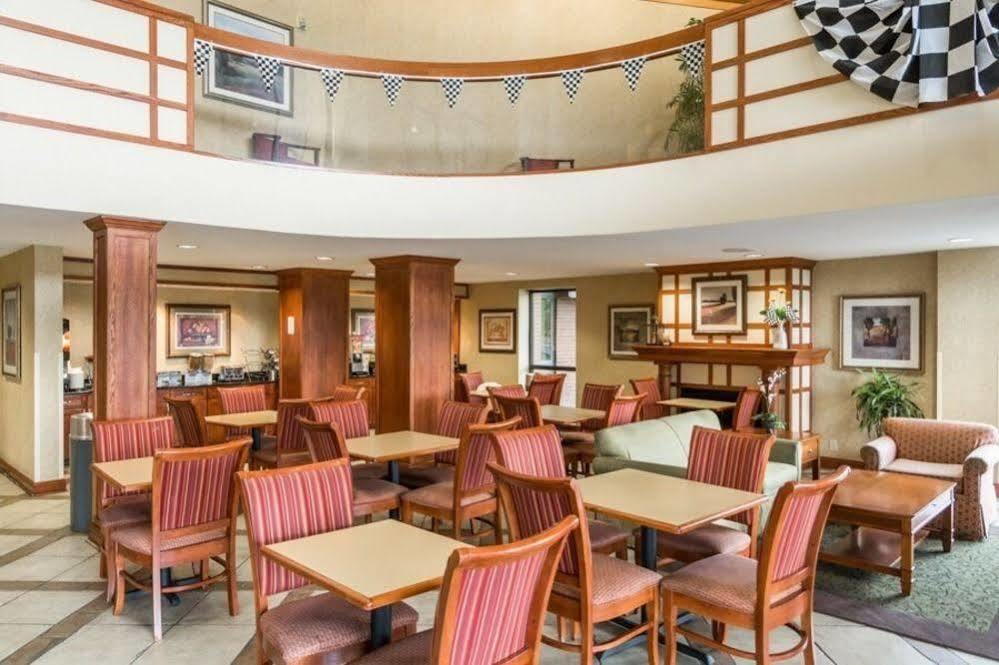 Baymont By Wyndham Indianapolis South Hotel Exterior photo